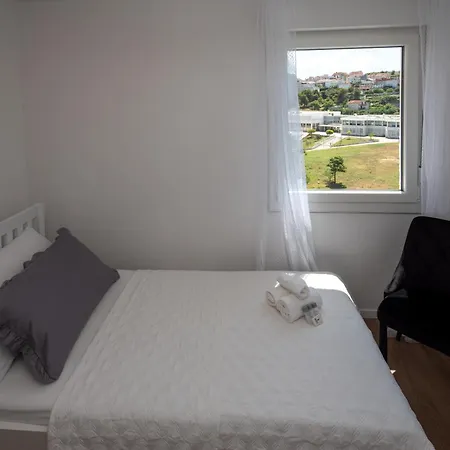 Mary Apartment Split